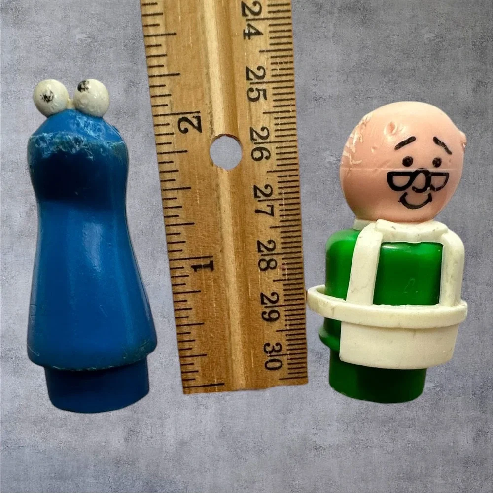 Vintage‎ Fisher-Price Little People Lot Sesame Street Garbage Truck Light Pole